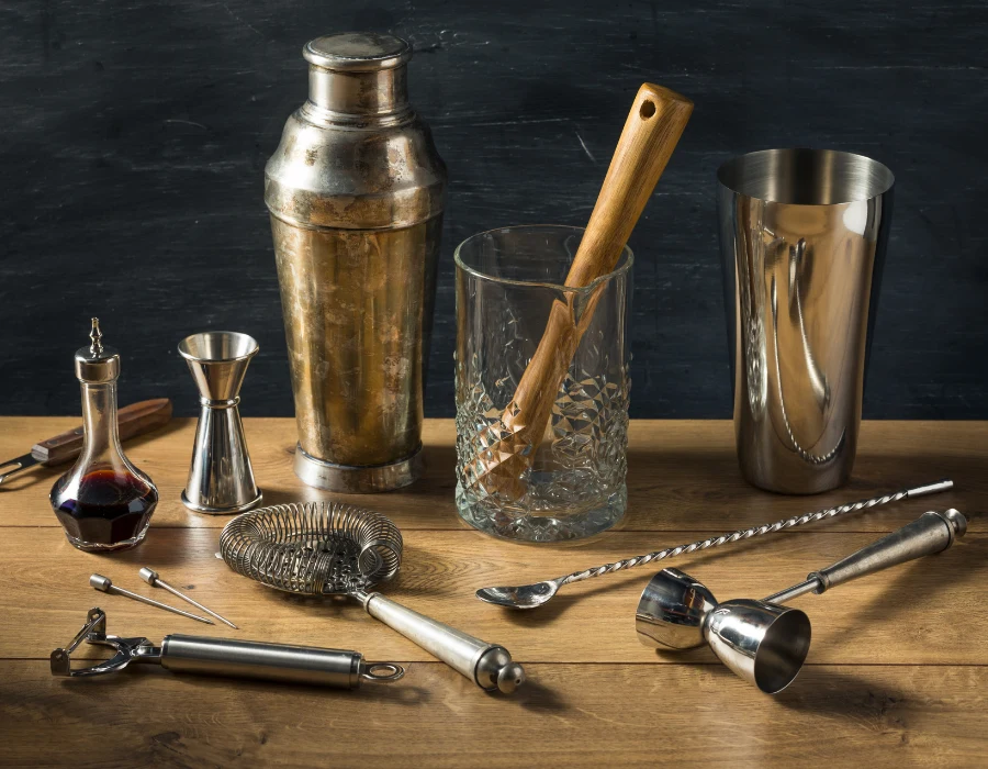 cocktail shaker and mixology kit