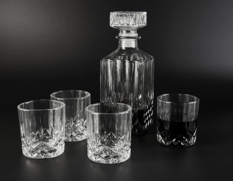 What You Need to Know About a Whiskey Decanter