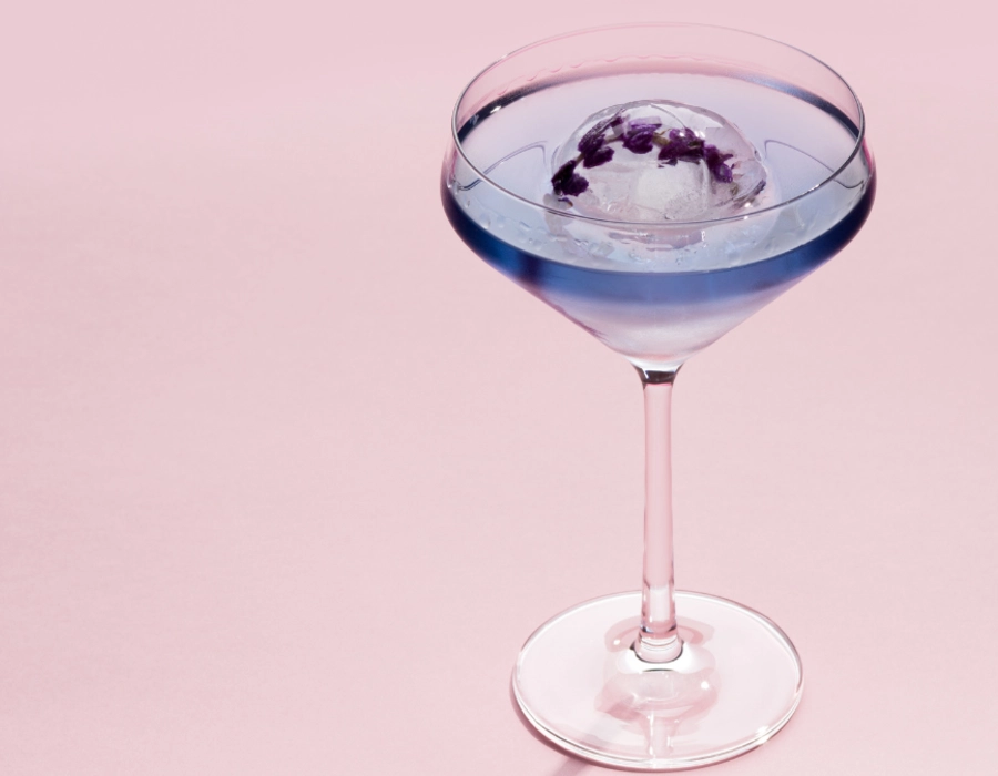 purple lavender gin drink