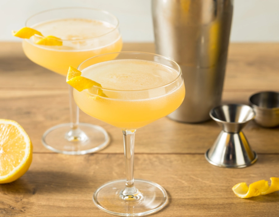 Corpse Reviver gin cocktail