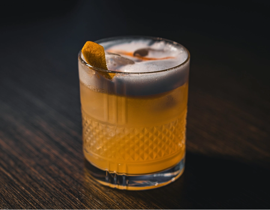 whiskey sour cocktail