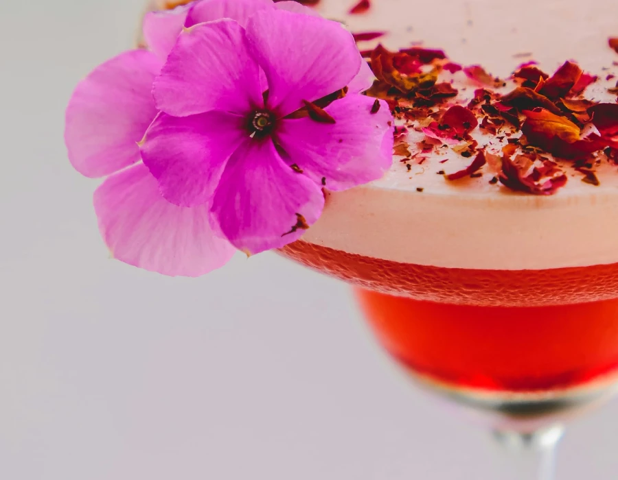 Tart Citrus Meets Subtle Sweetness