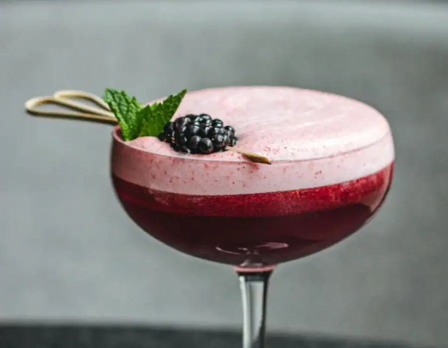 berry vodka martini